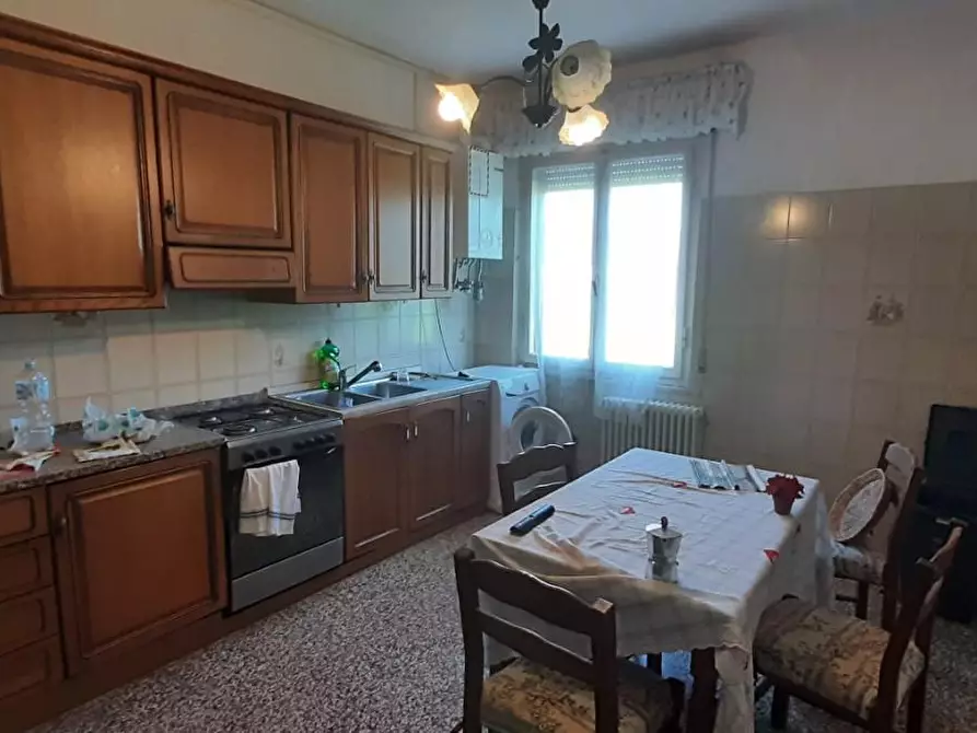 Immagine 4 di Appartamento in vendita  a Castellina Marittima