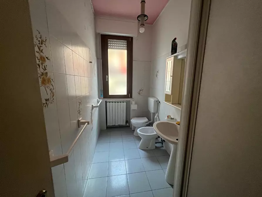 Immagine 10 di Appartamento in vendita  a Empoli