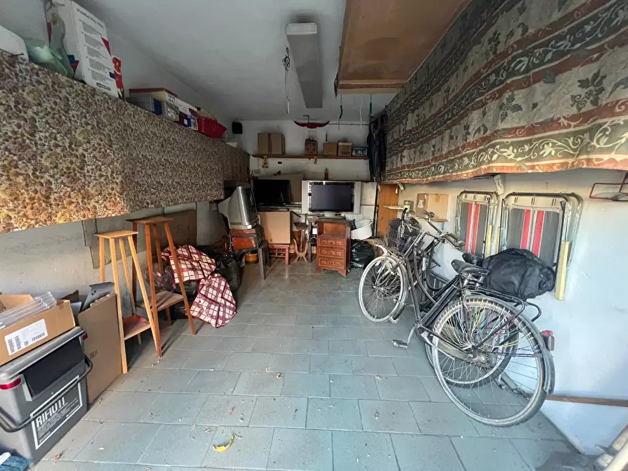 Immagine 22 di Appartamento in vendita  a Empoli