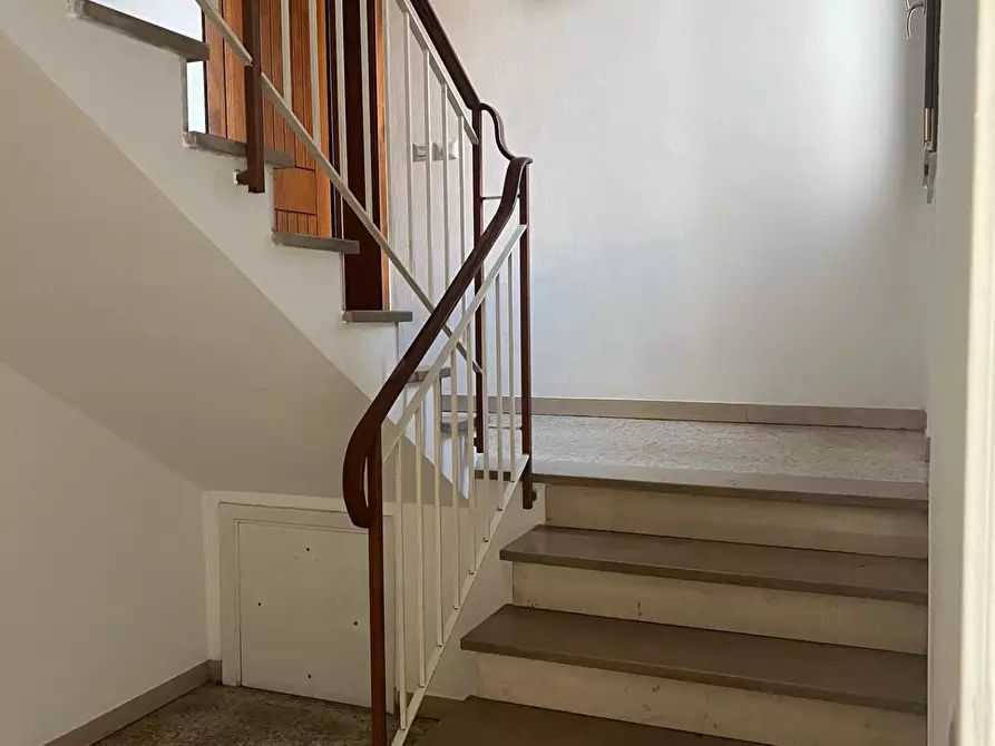 Immagine 21 di Appartamento in vendita  a Empoli