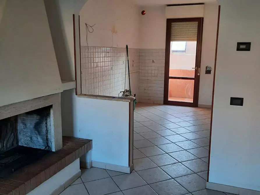 Immagine 4 di Appartamento in vendita  a Colle Di Val D'elsa