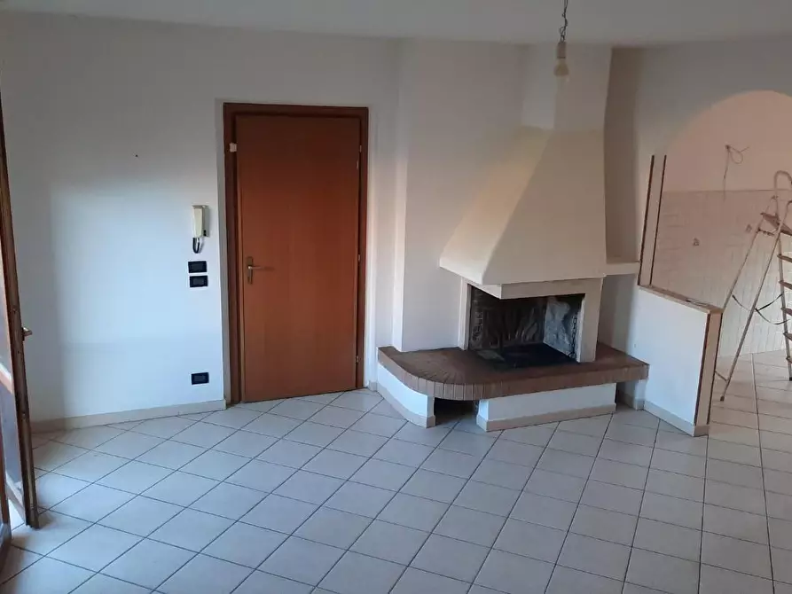 Immagine 2 di Appartamento in vendita  a Colle Di Val D'elsa