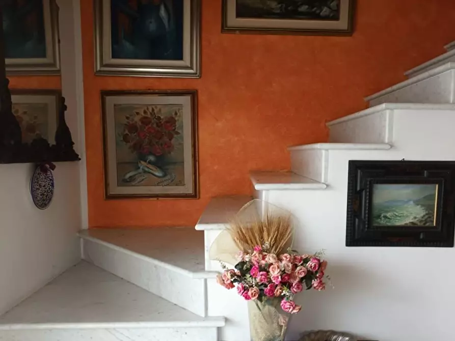 Immagine 15 di Casa trifamiliare in vendita  a Carrara
