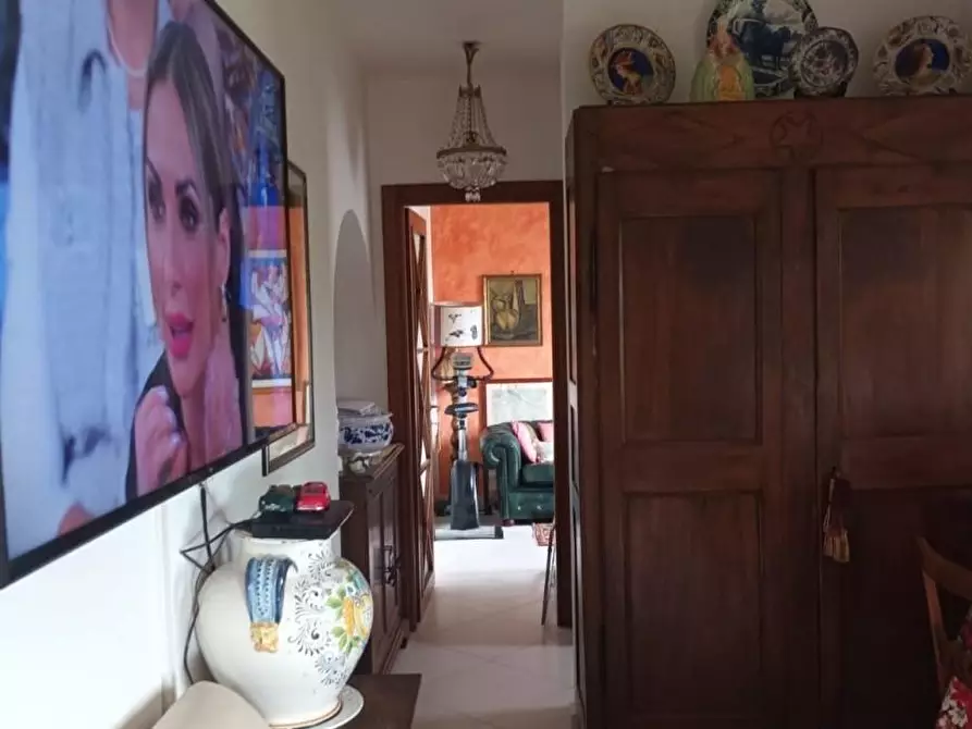 Immagine 10 di Casa trifamiliare in vendita  a Carrara