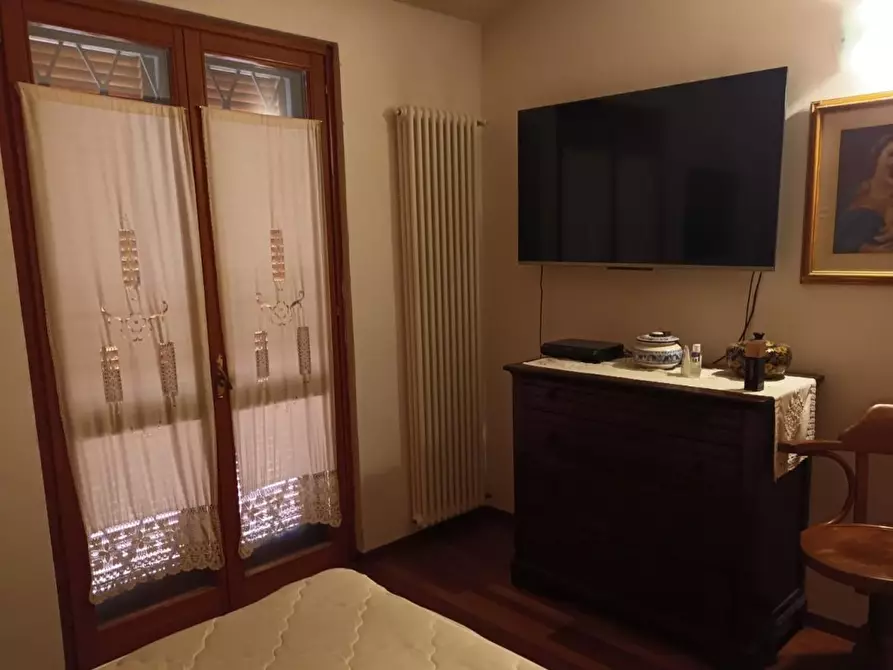 Immagine 21 di Casa trifamiliare in vendita  a Carrara