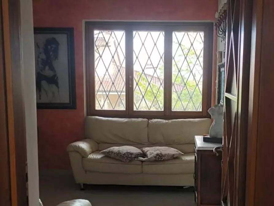 Immagine 9 di Casa trifamiliare in vendita  a Carrara