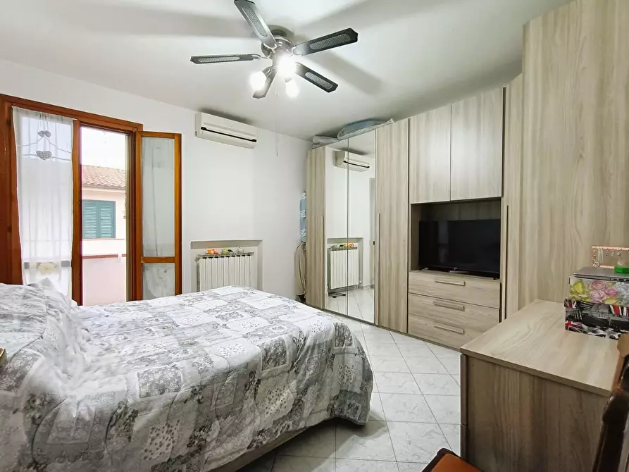 Immagine 23 di Villetta a schiera in vendita  a Vecchiano