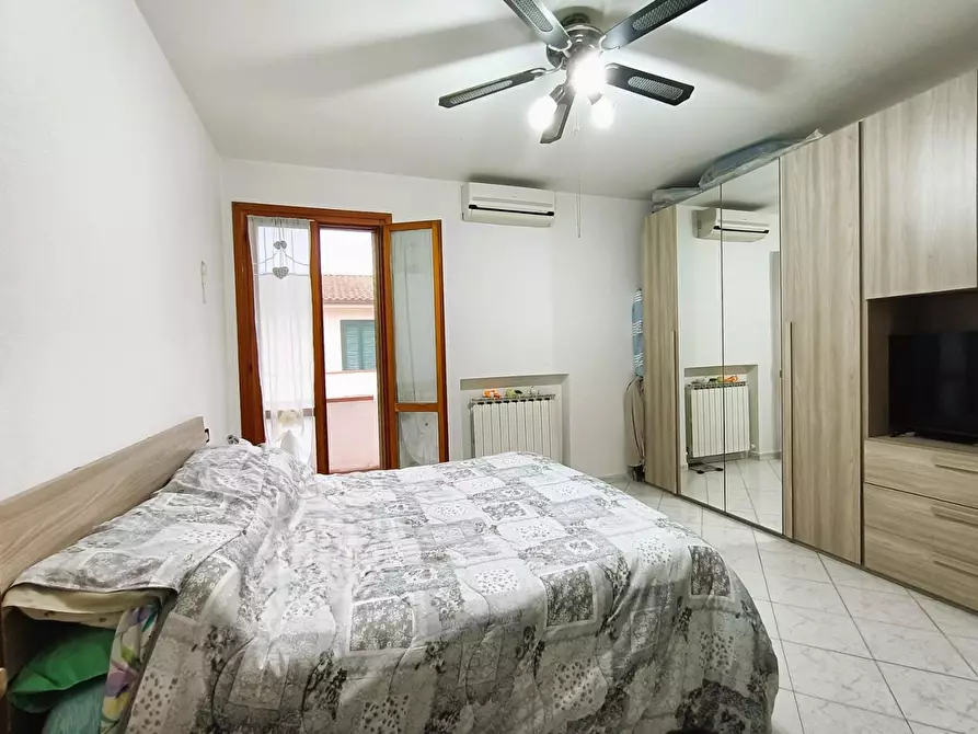 Immagine 21 di Villetta a schiera in vendita  a Vecchiano