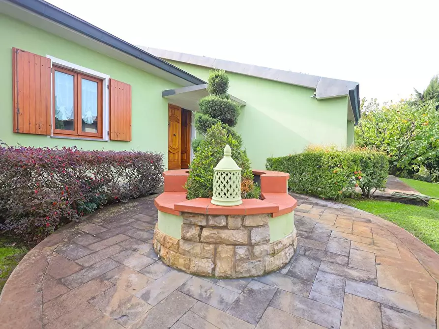 Immagine 26 di Villa in vendita  a Santa Croce Sull'arno