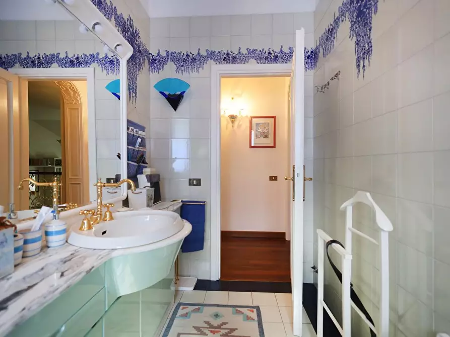 Immagine 23 di Villa in vendita  a Santa Croce Sull'arno