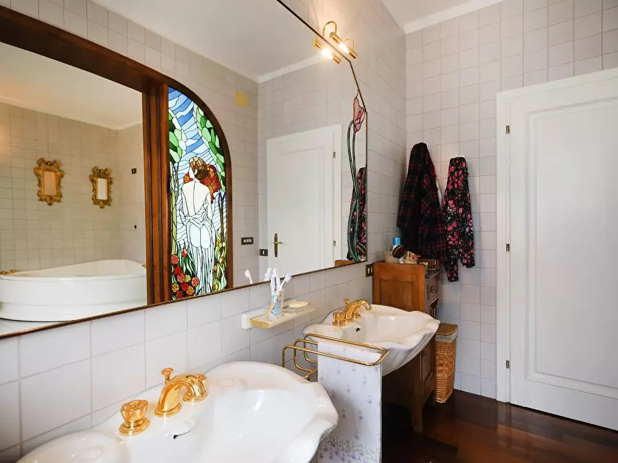 Immagine 20 di Villa in vendita  a Santa Croce Sull'arno