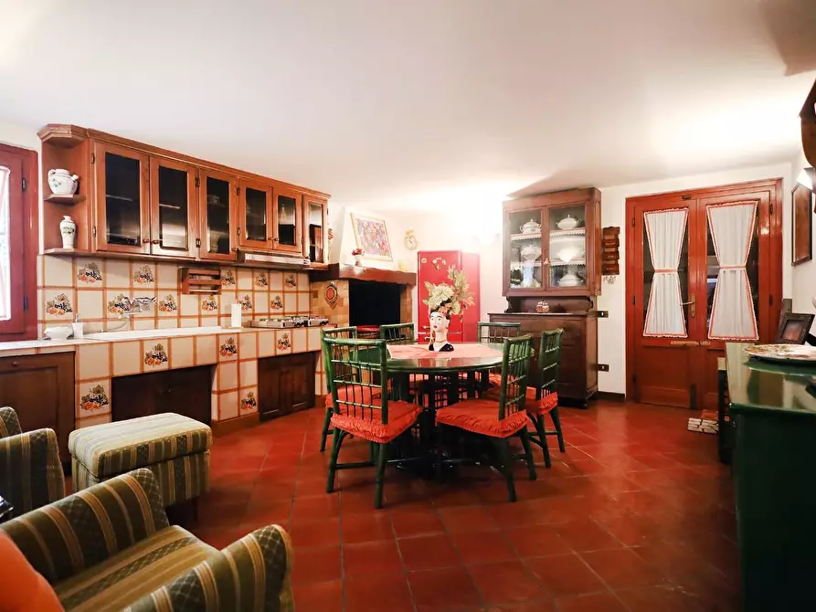 Immagine 25 di Villa in vendita  a Santa Croce Sull'arno