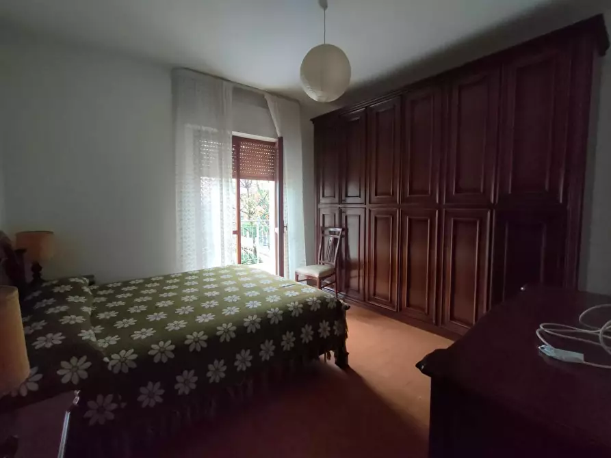 Immagine 4 di Appartamento in vendita  a Carrara