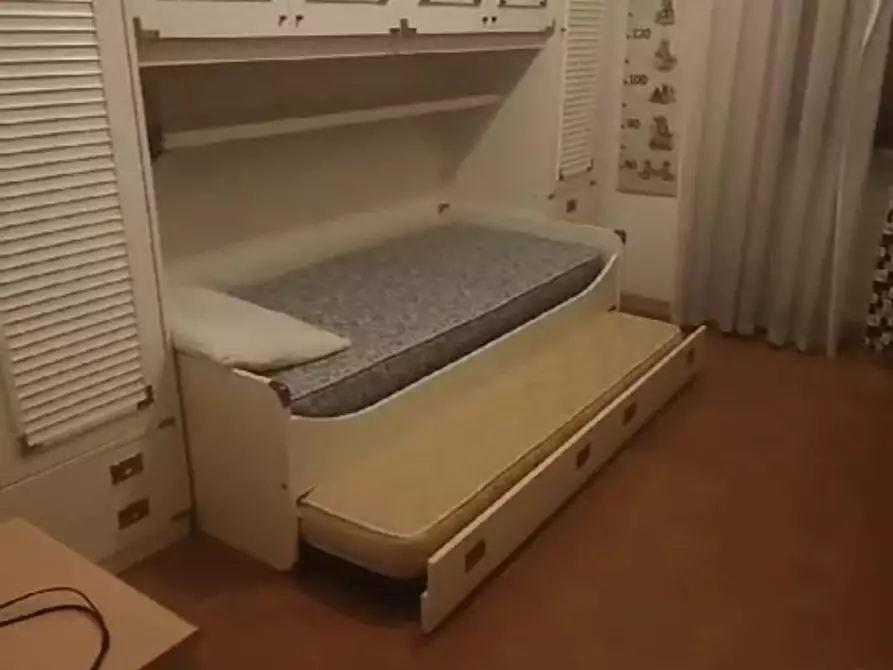 Immagine 9 di Appartamento in vendita  a Carrara