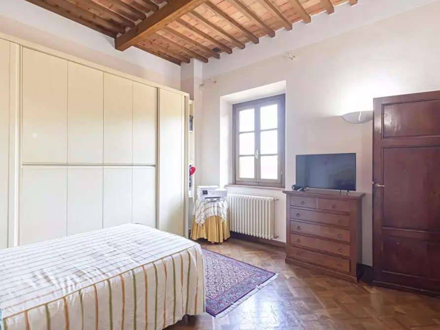 Immagine 22 di Villa in vendita  a Bientina