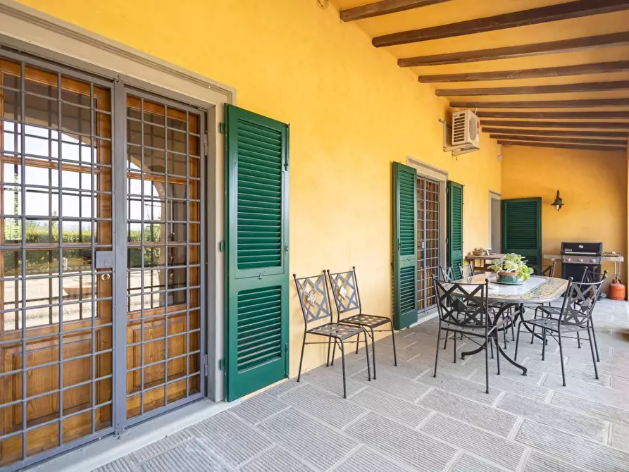 Immagine 6 di Villa in vendita  a Bientina