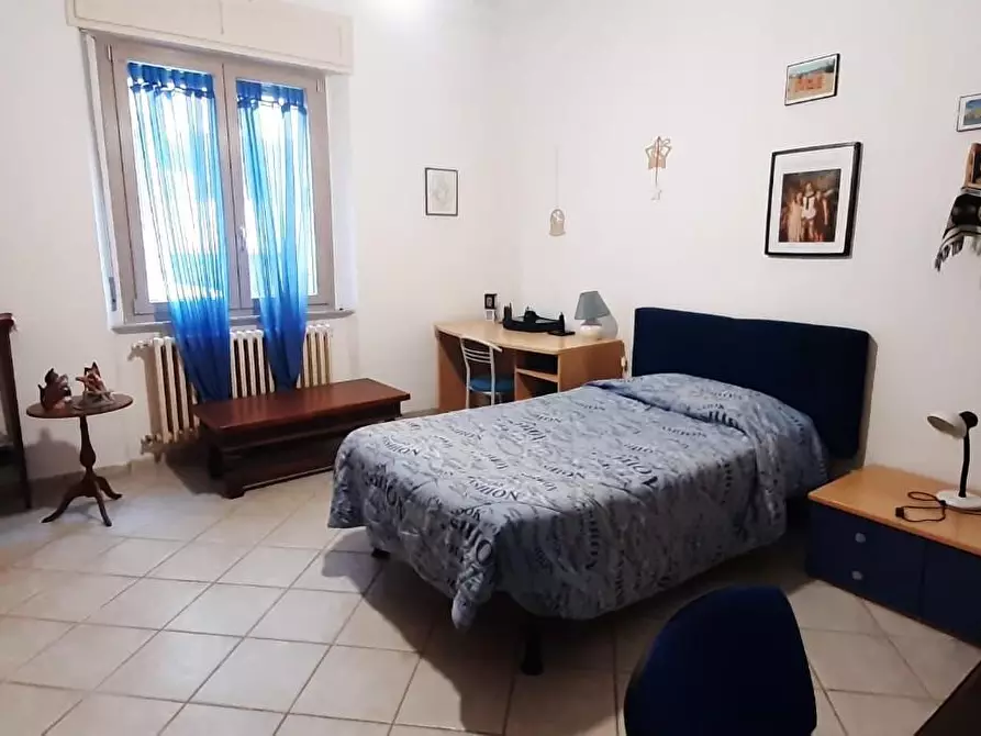 Immagine 5 di Appartamento in vendita  a Cecina