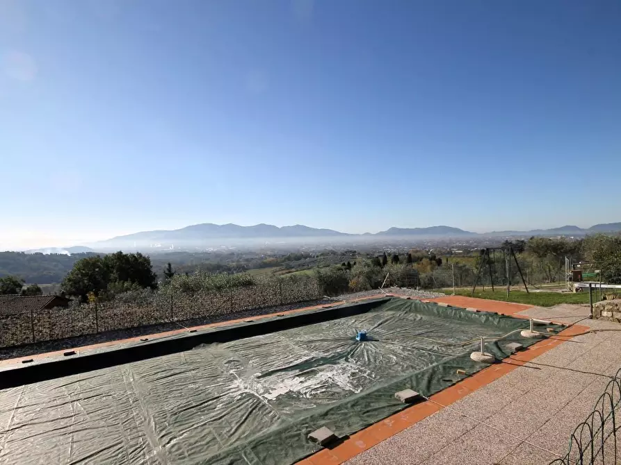 Immagine 5 di Rustico / casale in vendita  a Capannori