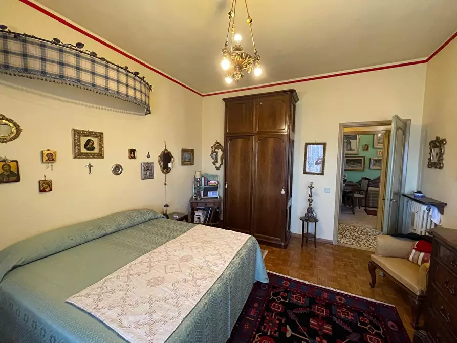 Immagine 14 di Appartamento in vendita  a Lucca