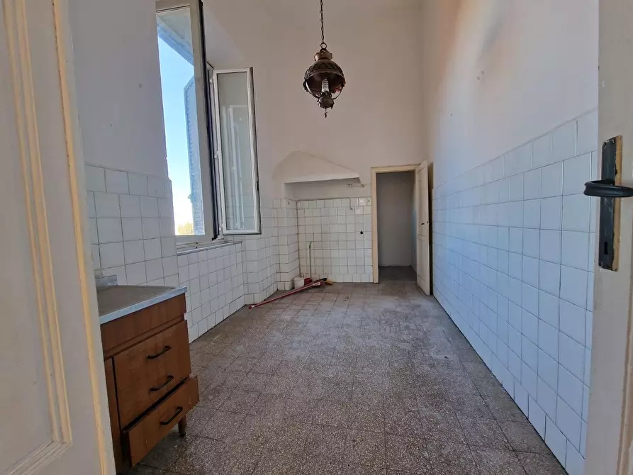 Immagine 2 di Appartamento in vendita  a Livorno