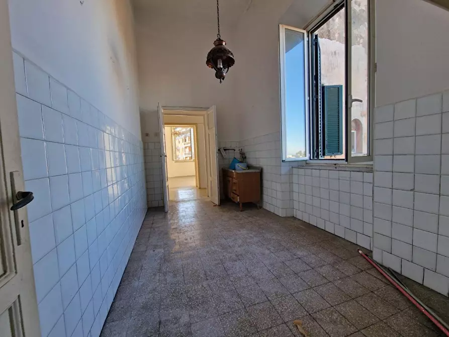 Immagine 8 di Appartamento in vendita  a Livorno