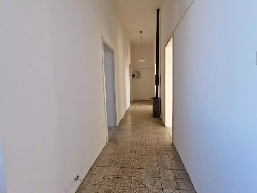 Immagine 15 di Appartamento in vendita  a Livorno