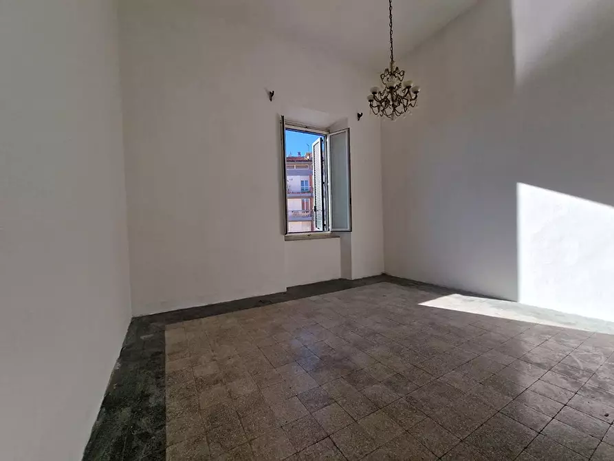 Immagine 16 di Appartamento in vendita  a Livorno