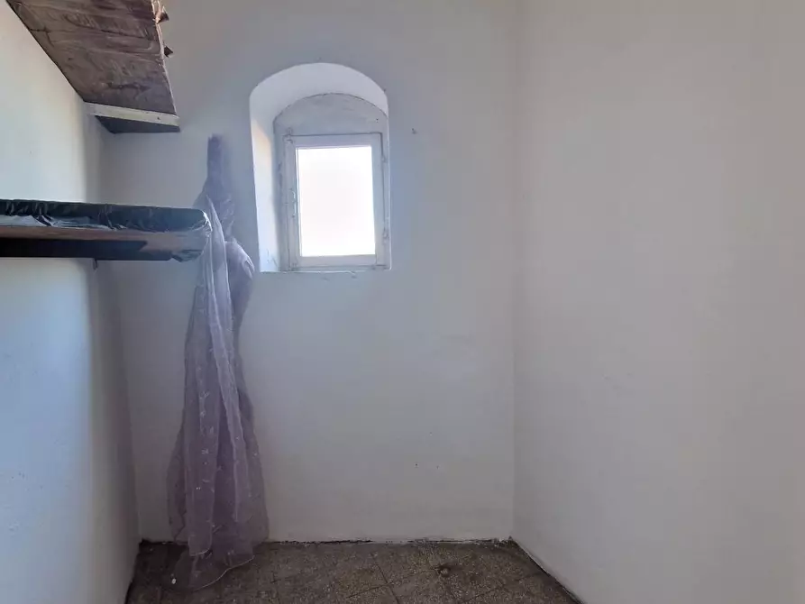 Immagine 9 di Appartamento in vendita  a Livorno