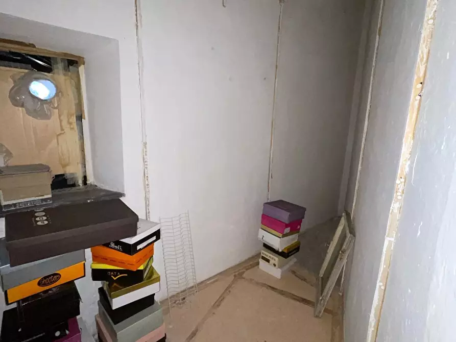 Immagine 23 di Appartamento in vendita  a Livorno