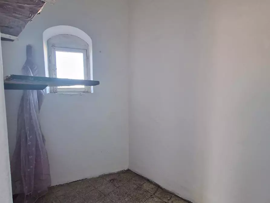 Immagine 10 di Appartamento in vendita  a Livorno