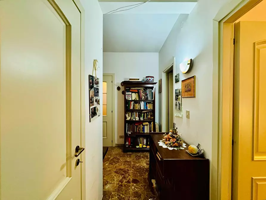 Immagine 28 di Appartamento in vendita  a Camaiore