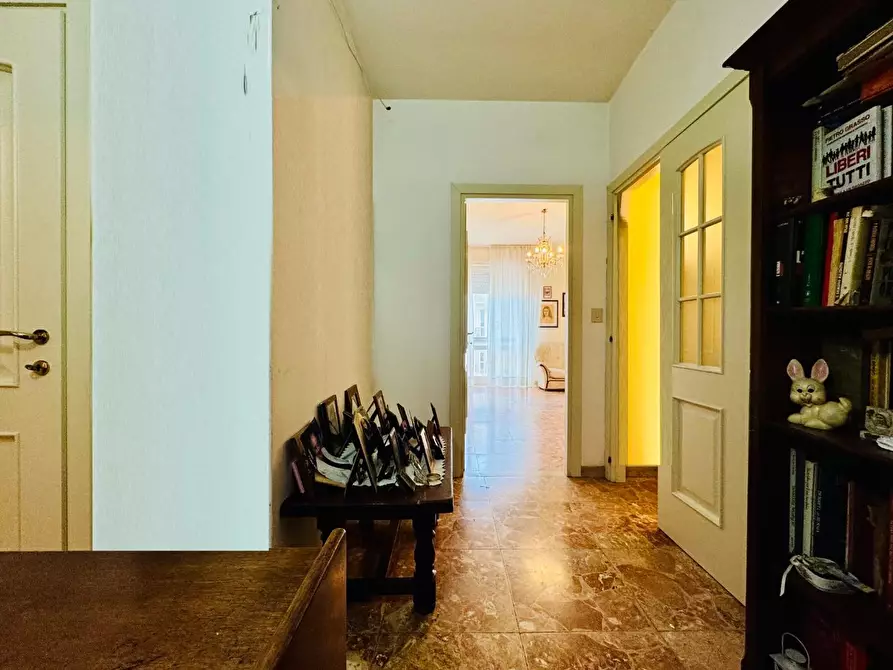 Immagine 16 di Appartamento in vendita  a Camaiore