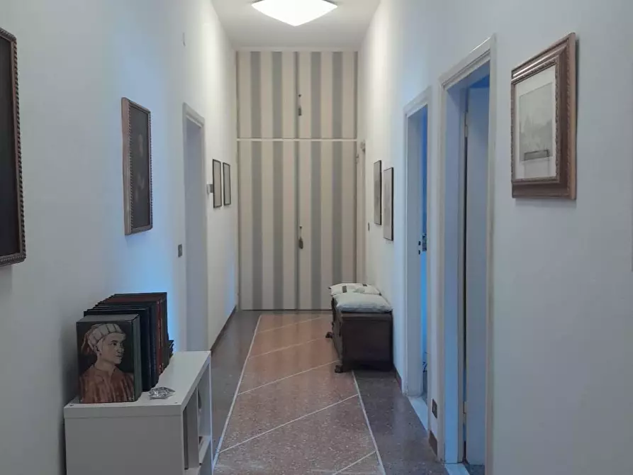 Immagine 12 di Appartamento in vendita  a Livorno