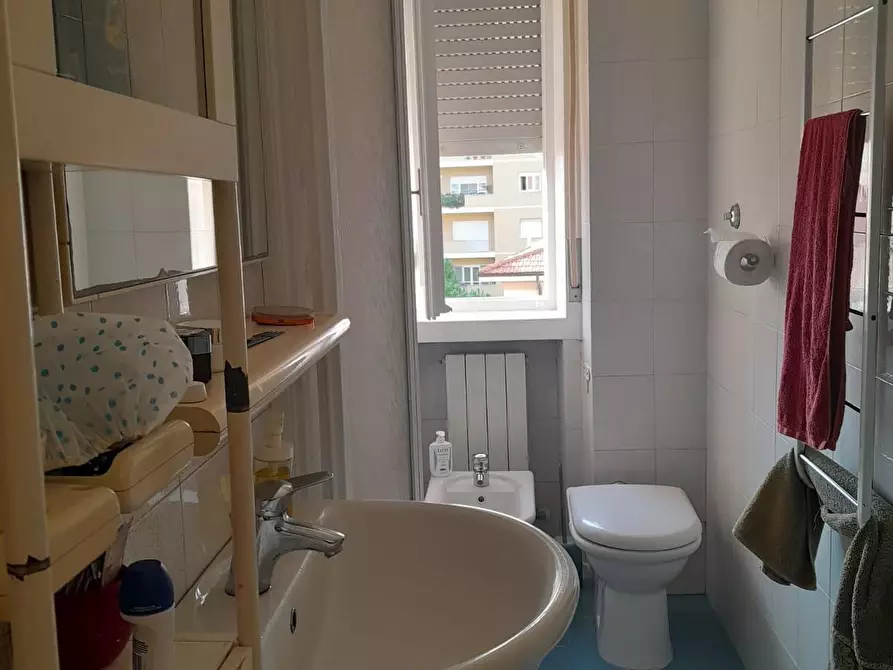 Immagine 22 di Appartamento in vendita  a Livorno