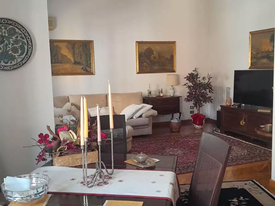 Immagine 5 di Appartamento in vendita  a Livorno