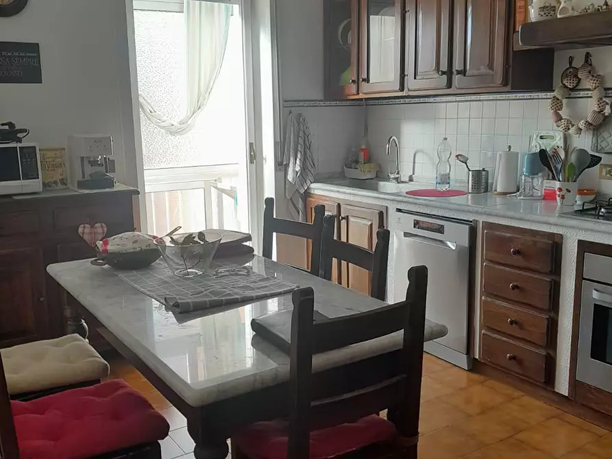 Immagine 9 di Appartamento in vendita  a Livorno