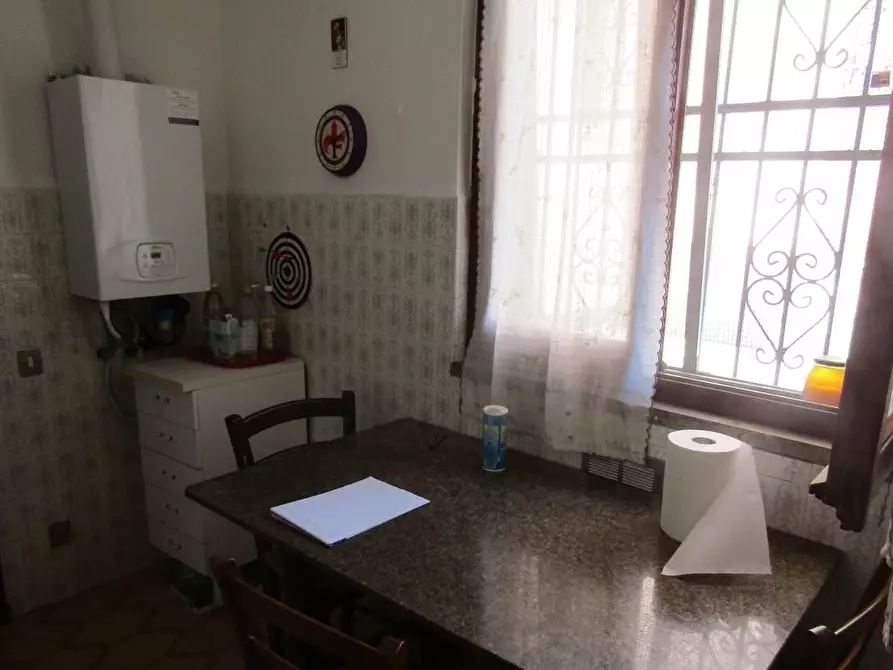 Immagine 4 di Appartamento in vendita  a Carrara