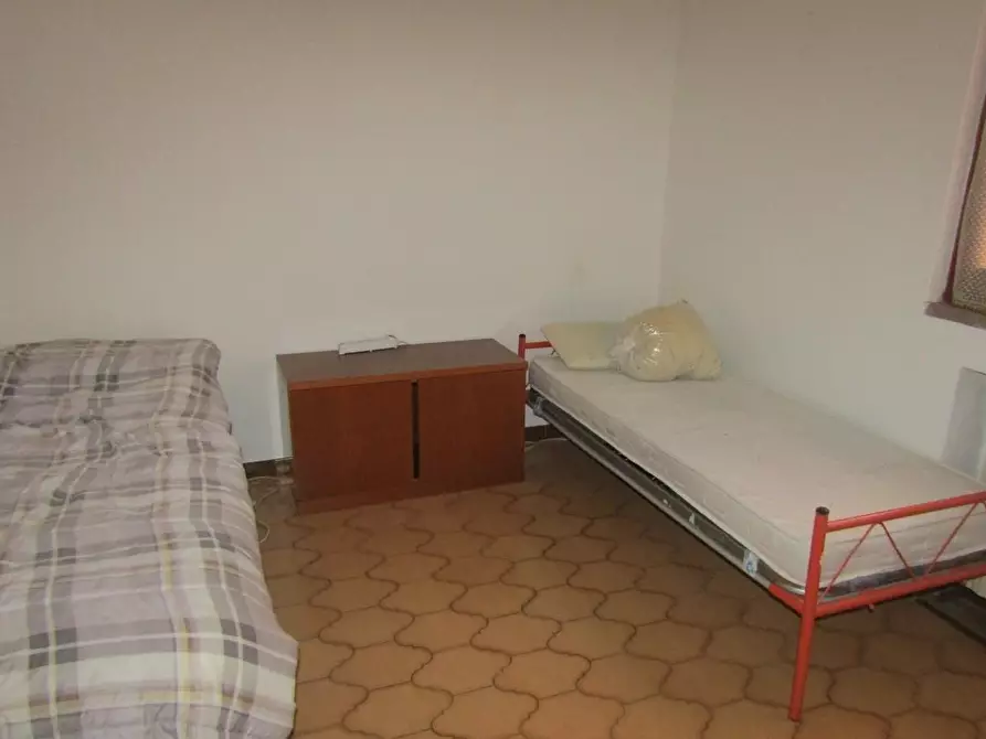 Immagine 13 di Appartamento in vendita  a Carrara