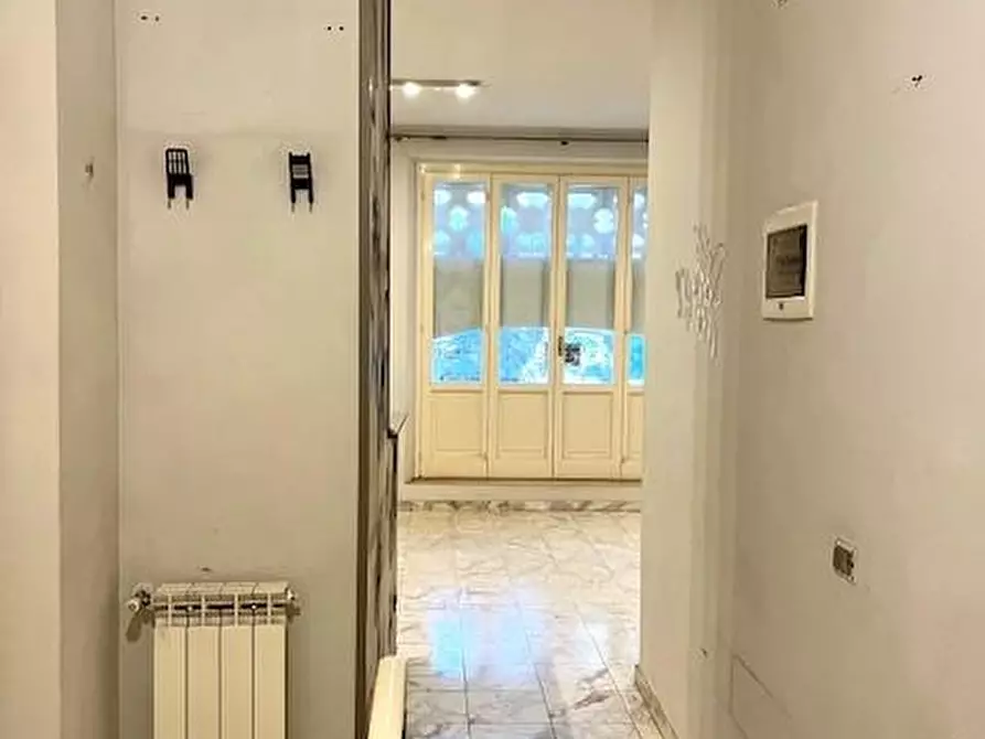 Immagine 7 di Appartamento in vendita  a Viareggio