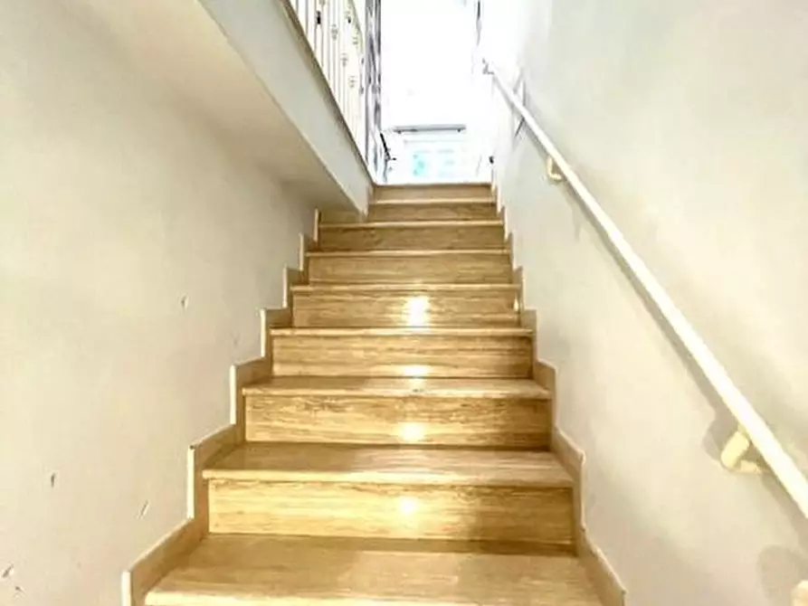 Immagine 33 di Appartamento in vendita  a Viareggio