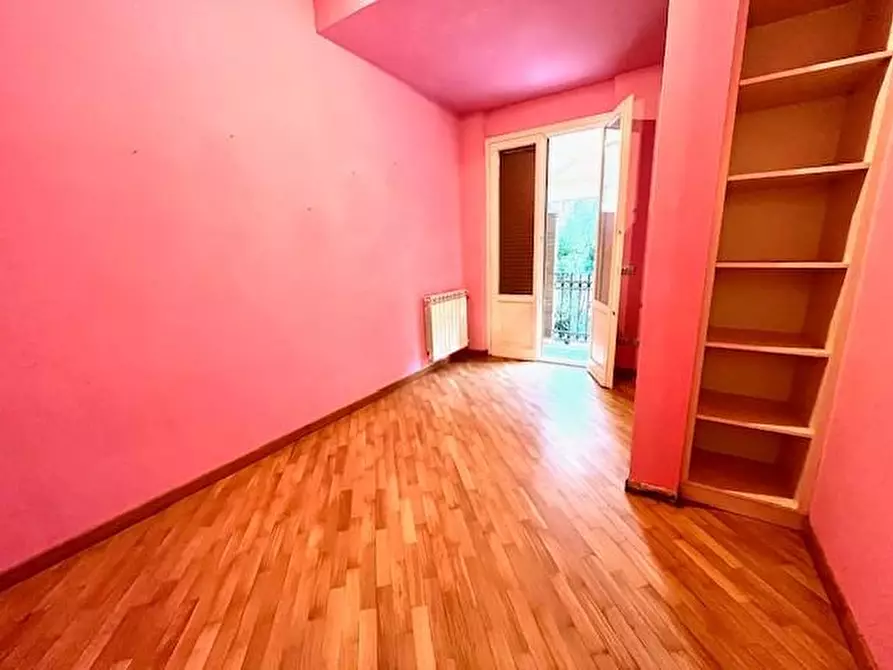 Immagine 17 di Appartamento in vendita  a Viareggio