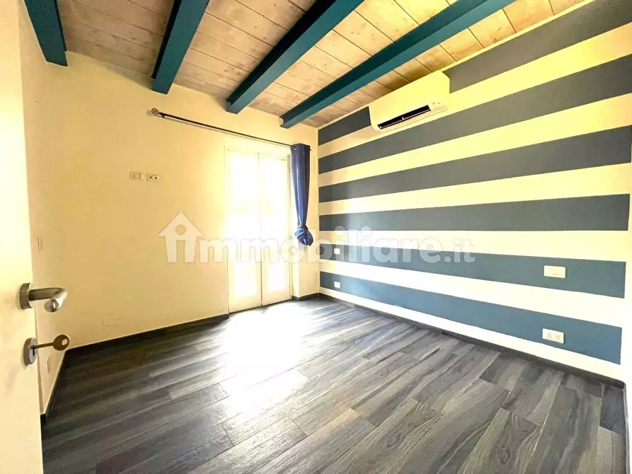 Immagine 8 di Villetta a schiera in vendita  a Carrara