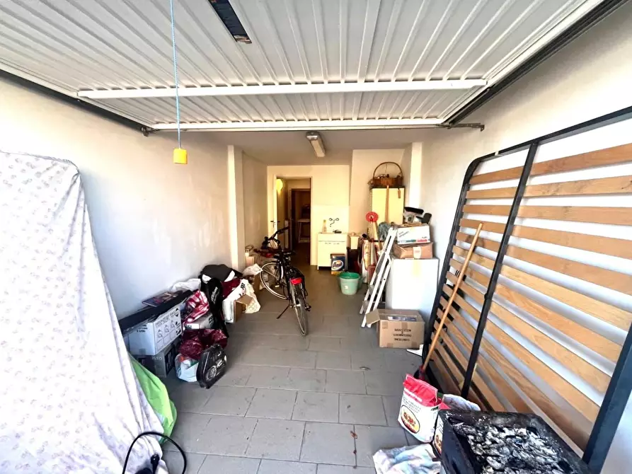 Immagine 13 di Appartamento in vendita  a San Gimignano