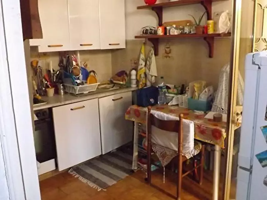 Immagine 18 di Casa indipendente in vendita  a Carrara