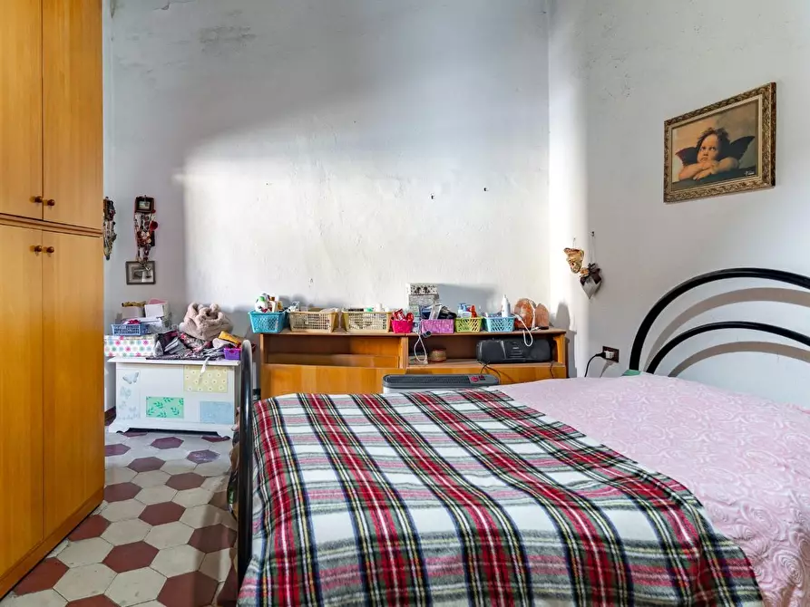 Immagine 21 di Palazzo in vendita  a Empoli