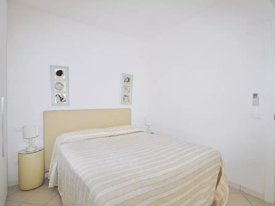 Immagine 18 di Casa indipendente in affitto  a Pietrasanta