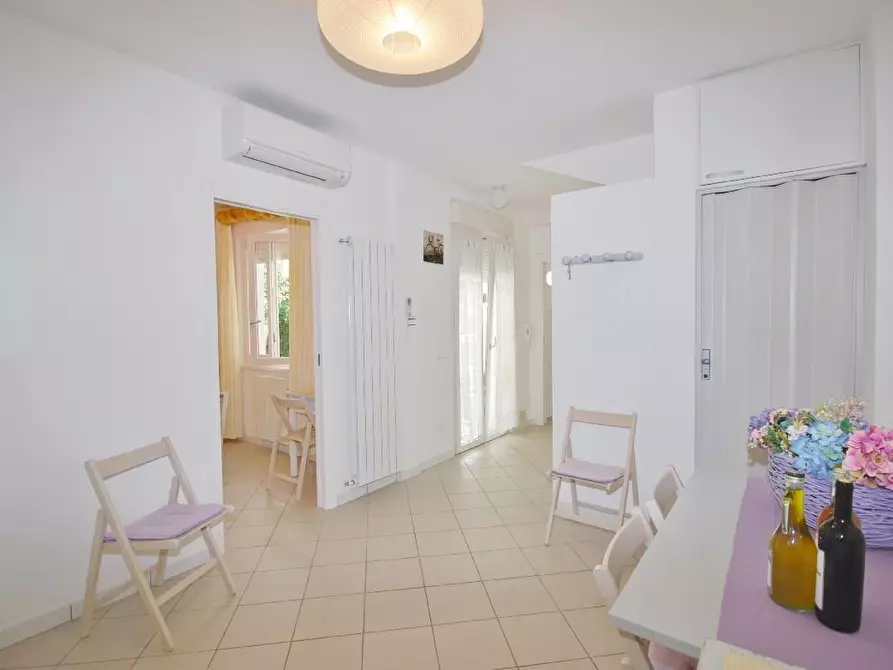 Immagine 14 di Casa indipendente in affitto  a Pietrasanta