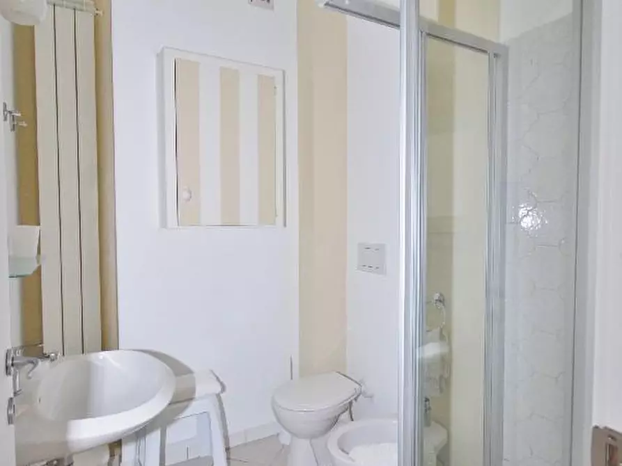 Immagine 30 di Casa indipendente in affitto  a Pietrasanta