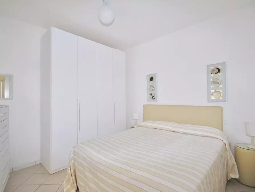 Immagine 17 di Casa indipendente in affitto  a Pietrasanta