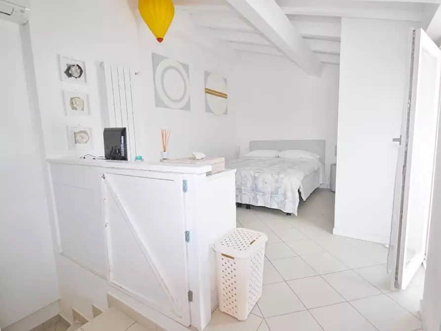 Immagine 19 di Casa indipendente in affitto  a Pietrasanta